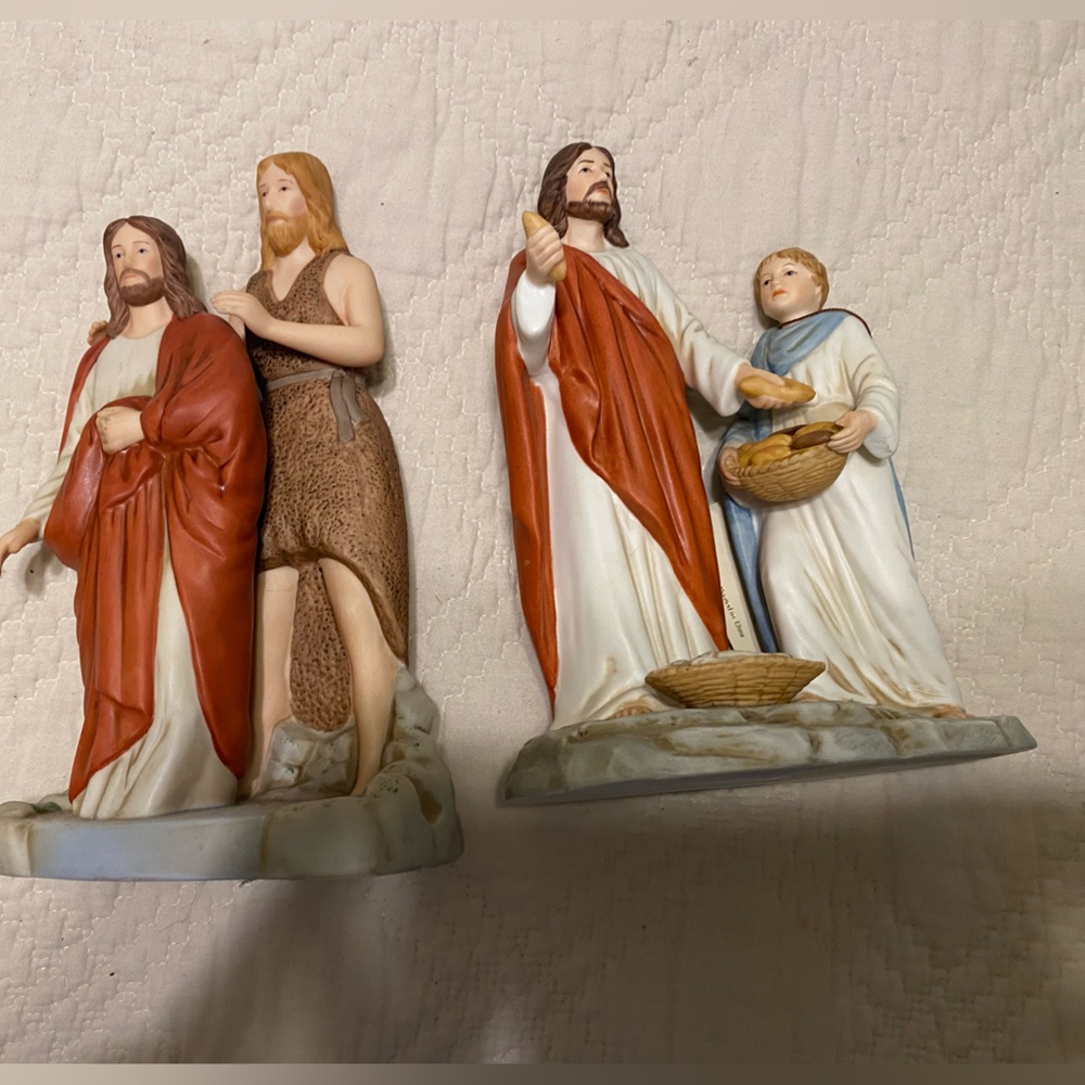 Home Interiors Spiritual Sculpture Set with Red and White Accents l